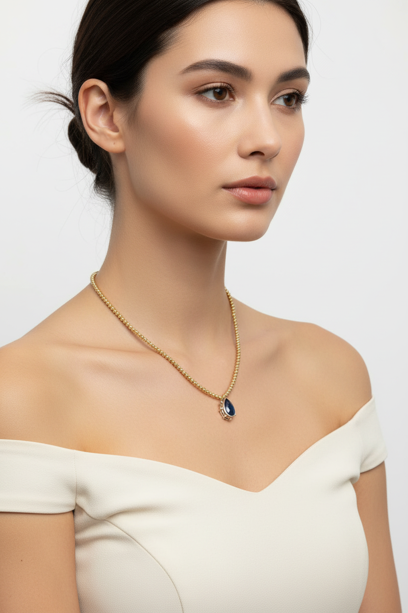 Focus Pocus Necklace